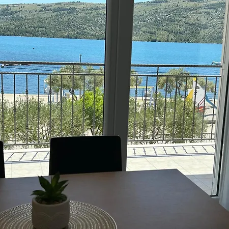 Iris Appartement Marina